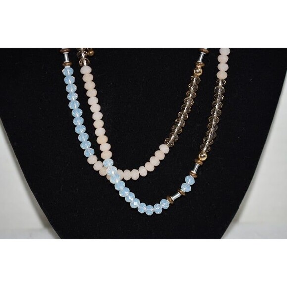 Contemporary 60 Inch Single Strand Multi Color Beaded Gold Tone Chic Necklace - Picture 2 of 4